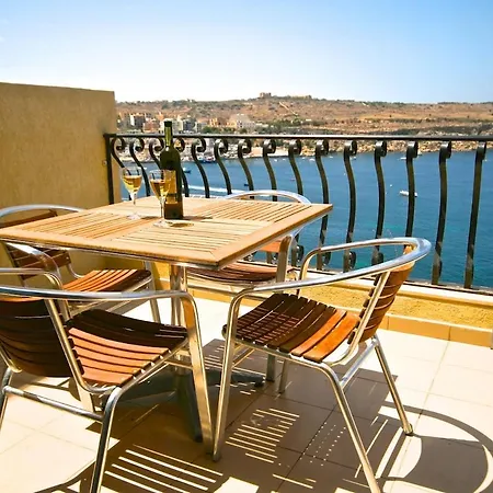 Apartment Penthouse In St Paul's Bay Malta With Views *